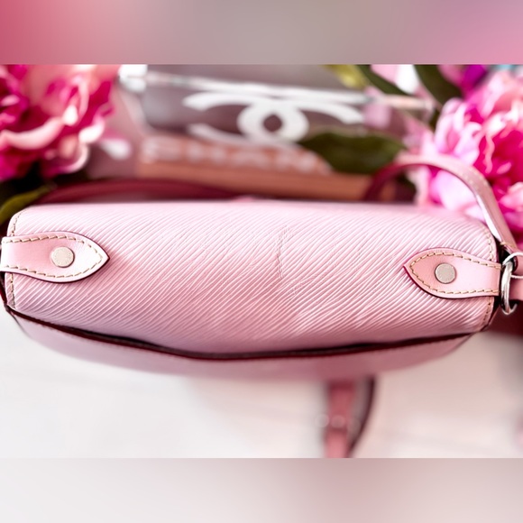 SOLD πULTRA RARE Louis Vuitton Saint Cloud NM Bag Pink Epi Leather - Picture 6 of 16